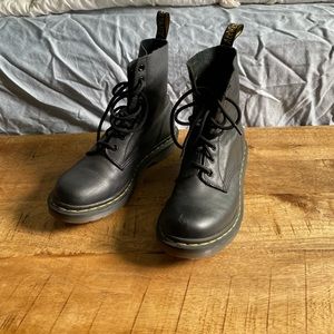 Dr. Martens Size 8